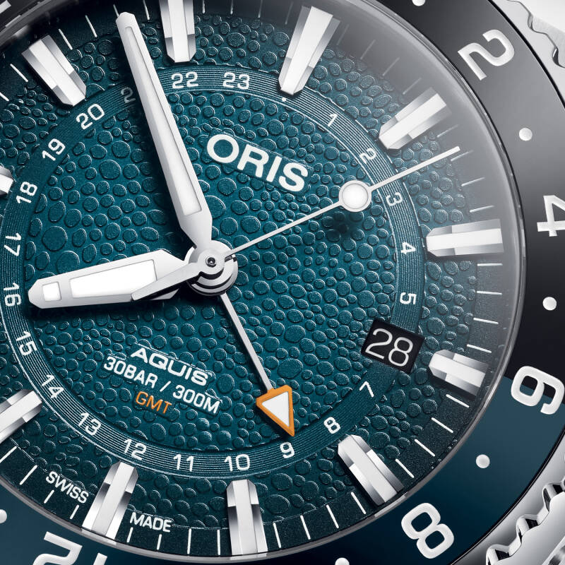 ORIS Aquis GMT 02 26